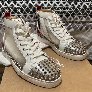 Price Drop!!! NIB Christian Louboutin Sosoxy Spike Flat Sneakers Size 41